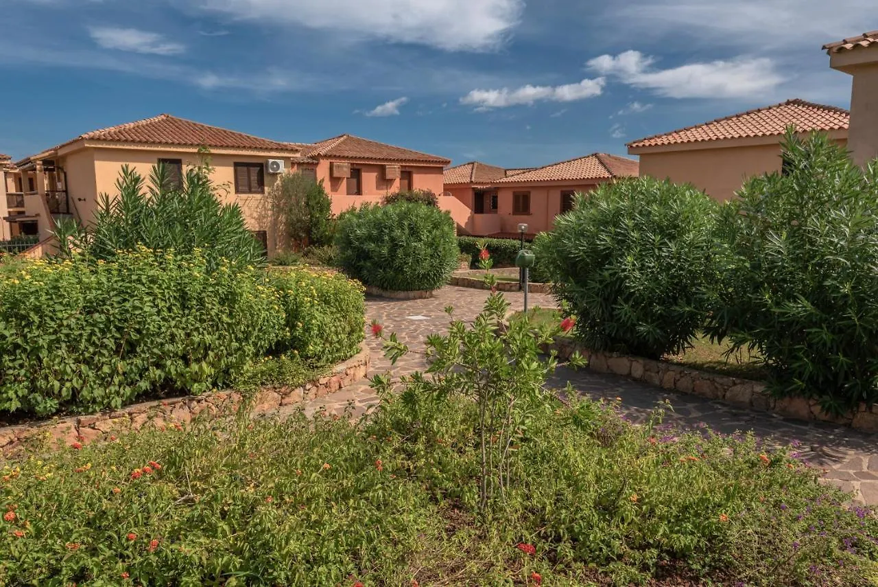 Baia De Bahas Residence Golfo Aranci Appartement